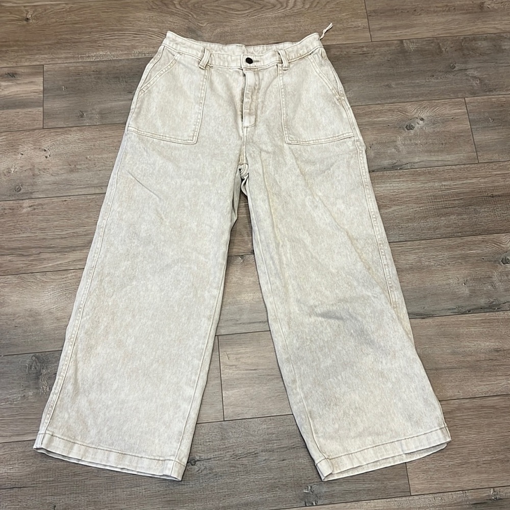 Wide leg pants
